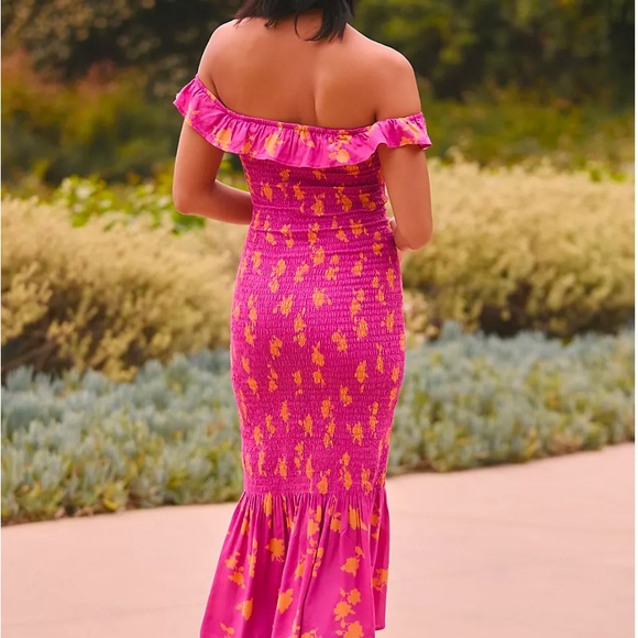 Anthropologie Off-The-Shoulder Smocked Midi Dress size XS - Picture 2 of 3